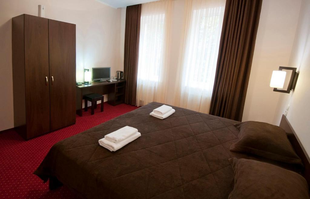 Hotel 12 Harkiv Oda fotoğraf